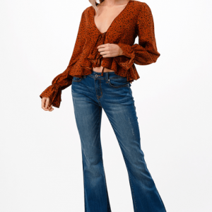 MEDIUM WASH FLARE MIDRISE JEANS